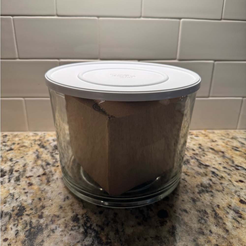 Pampered Chef Trifle Bowl - New without Outer box, Never Used - Picture 5 of 6